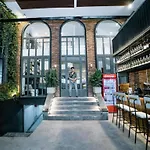 Mint Hotel - 22 Do Quang Dau, Q1 - By Bay Luxury