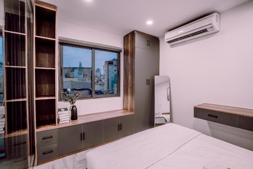 Mint - 22 Do Quang Dau, Q1 - By Bay Luxury *